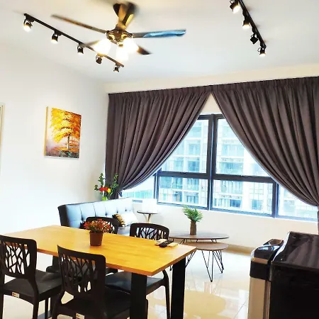 Arte Plus - Family Suite, 5 pax, Jalan Ampang Kuala Lumpur Bagian luar foto